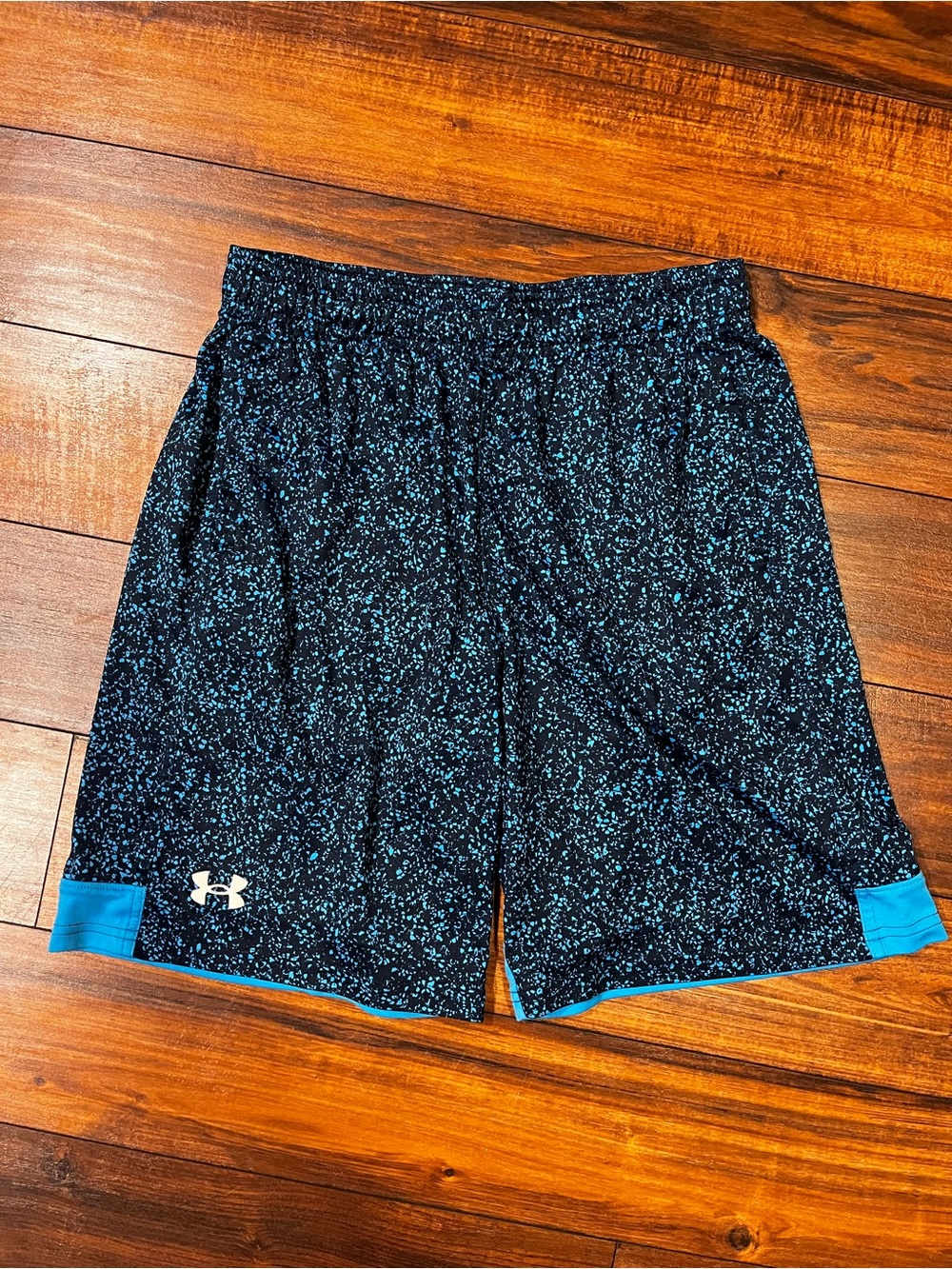 Under Armour Men’s Black with Blue Speckle Athletic Shorts